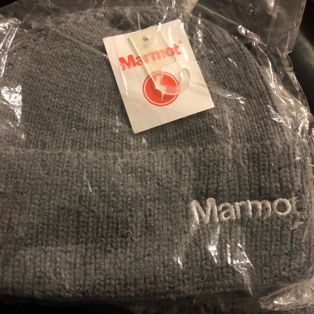 Marmot Gray hat NWT